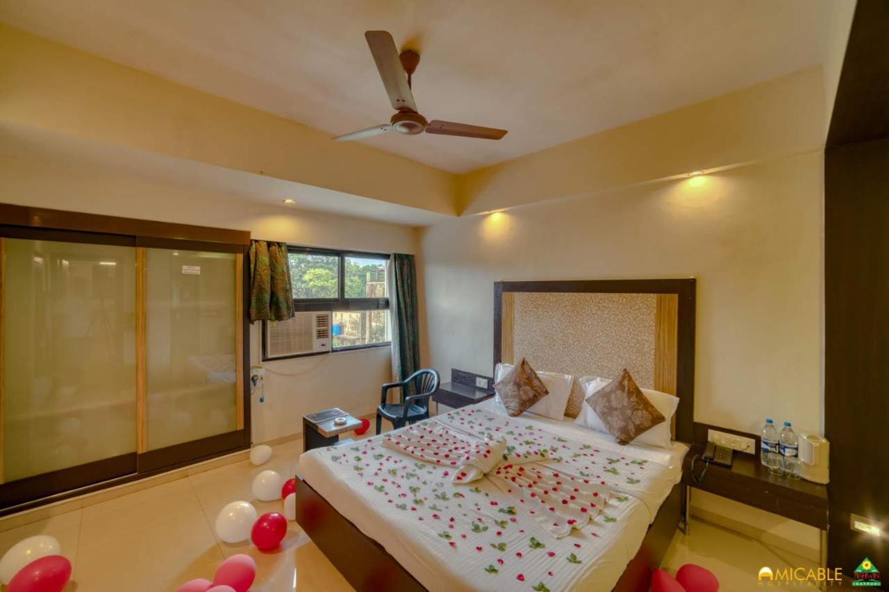 Hotel Ashwin Igatpuri, Pure Veg & Jain Food Екстериор снимка