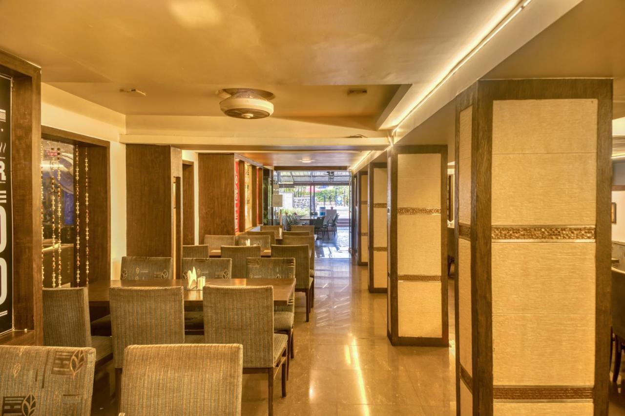 Hotel Ashwin Igatpuri, Pure Veg & Jain Food Екстериор снимка