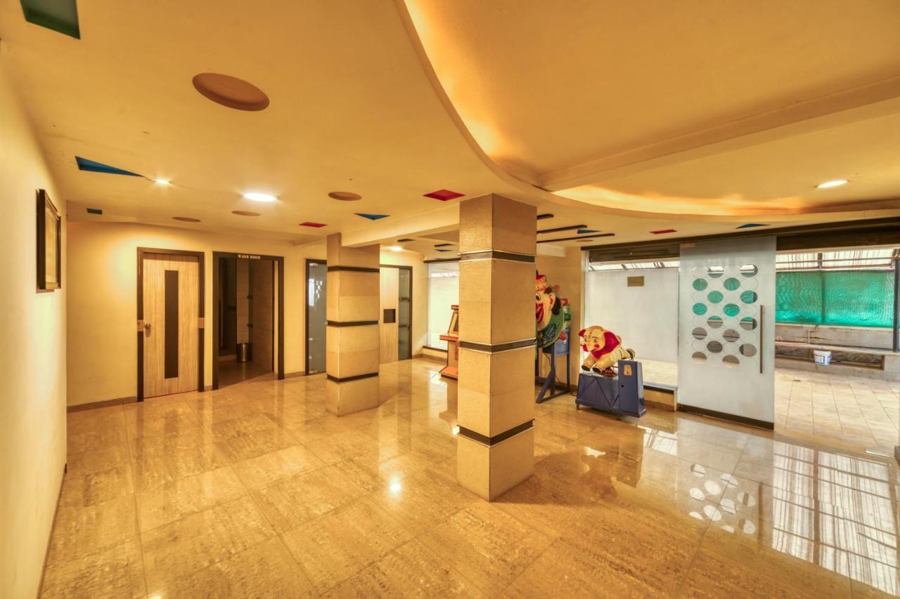 Hotel Ashwin Igatpuri, Pure Veg & Jain Food Екстериор снимка