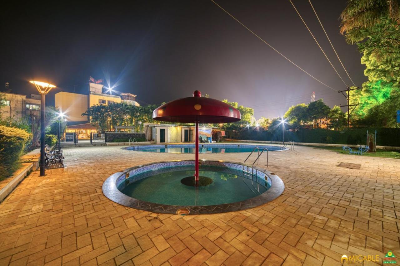Hotel Ashwin Igatpuri, Pure Veg & Jain Food Екстериор снимка