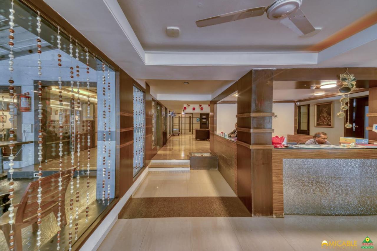 Hotel Ashwin Igatpuri, Pure Veg & Jain Food Екстериор снимка