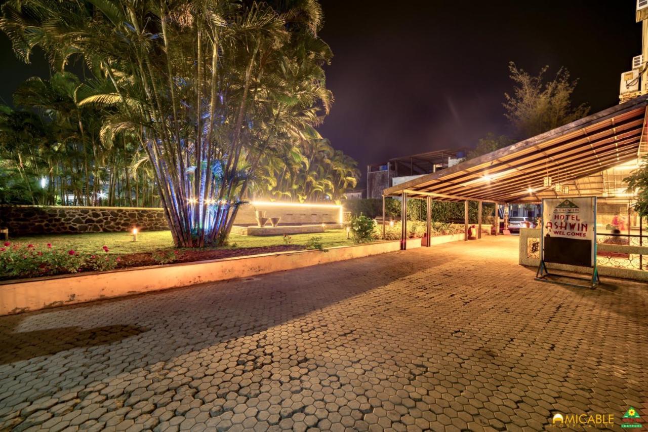 Hotel Ashwin Igatpuri, Pure Veg & Jain Food Екстериор снимка