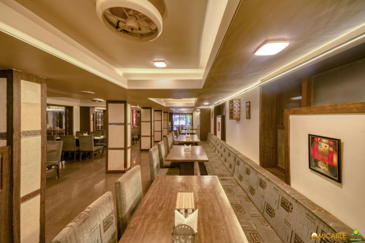 Hotel Ashwin Igatpuri, Pure Veg & Jain Food Екстериор снимка