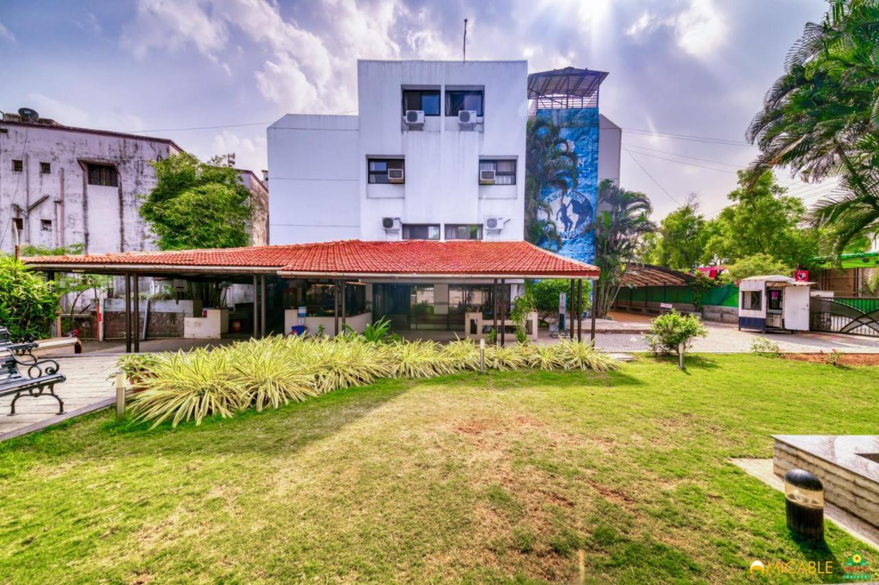 Hotel Ashwin Igatpuri, Pure Veg & Jain Food Екстериор снимка