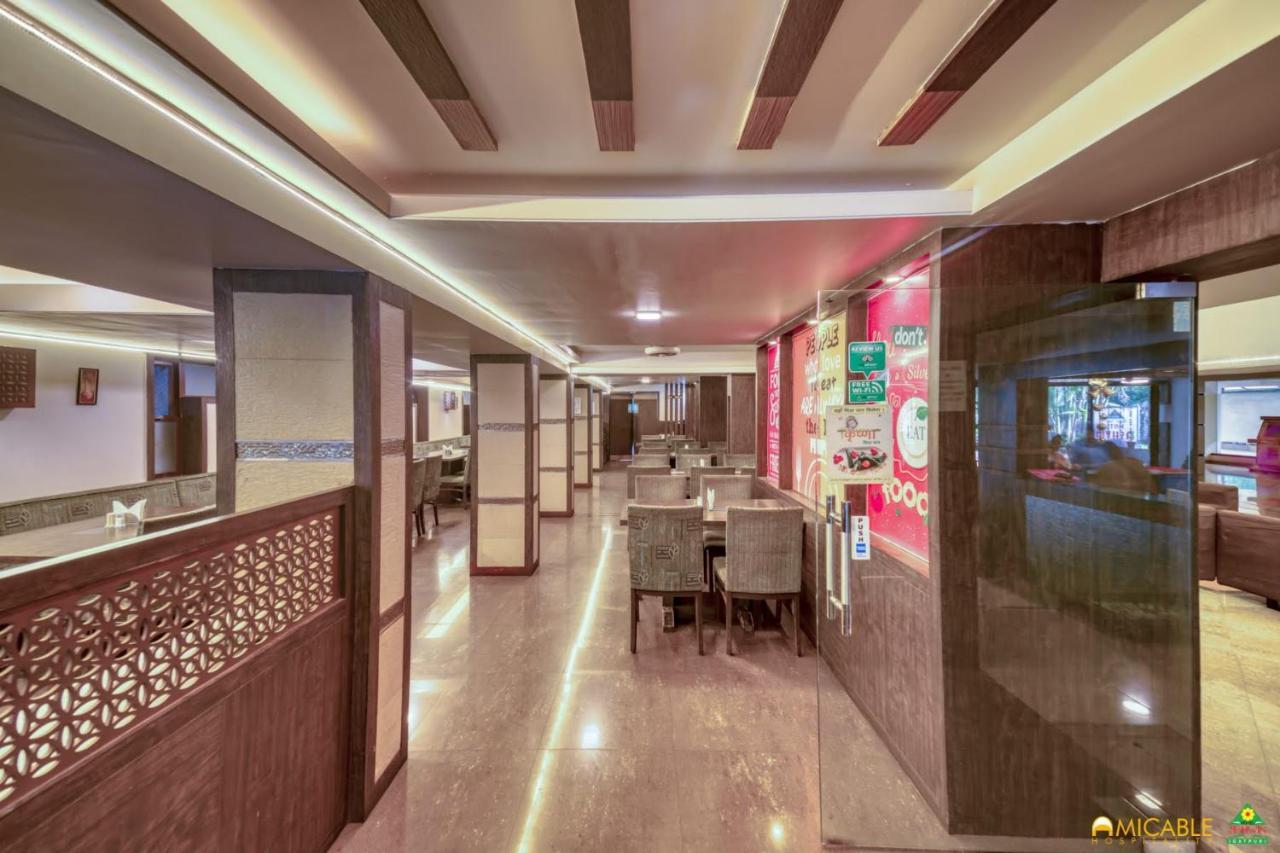 Hotel Ashwin Igatpuri, Pure Veg & Jain Food Екстериор снимка